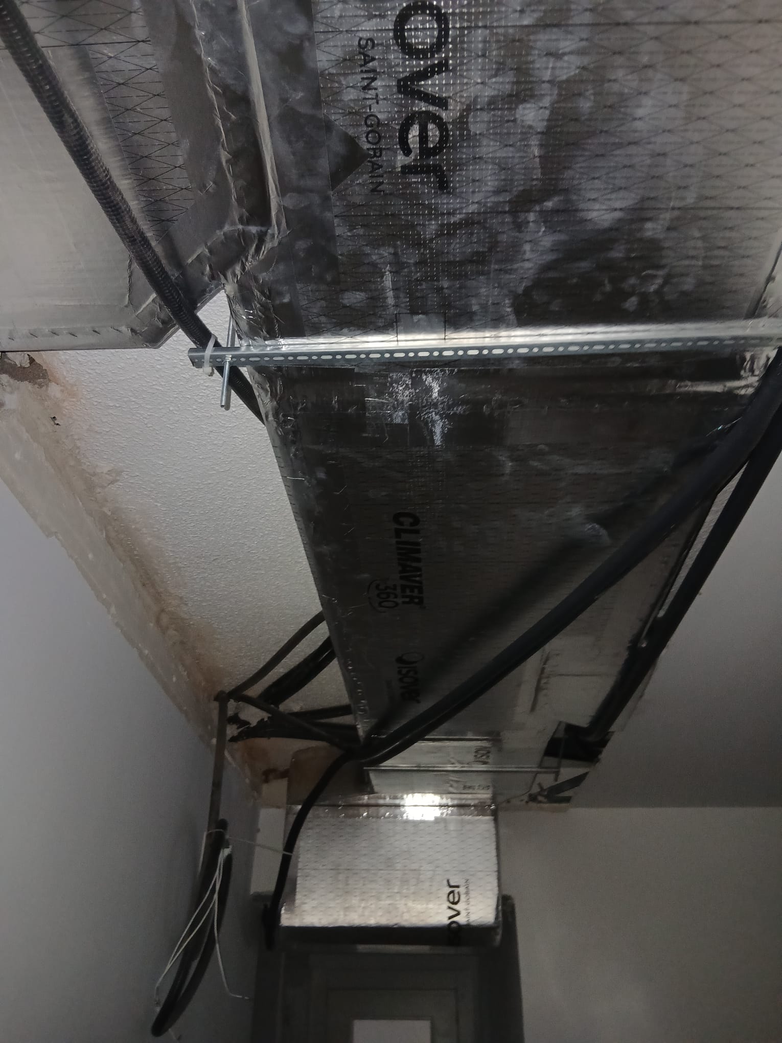 Instalación de conductos DUALTERMiA – imagen 13